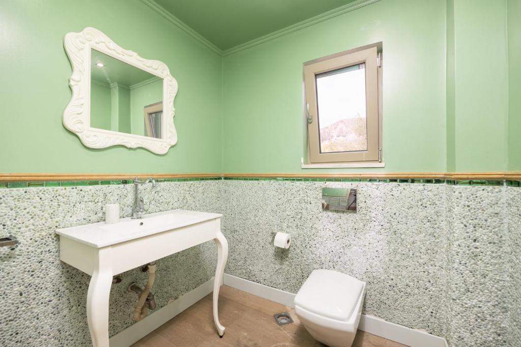 Bathroom of Pomegranate Tree Villa at Katelios, Kefalonia