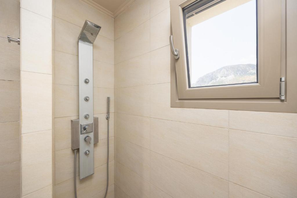 Bathroom of Pomegranate Tree Villa at Katelios, Kefalonia