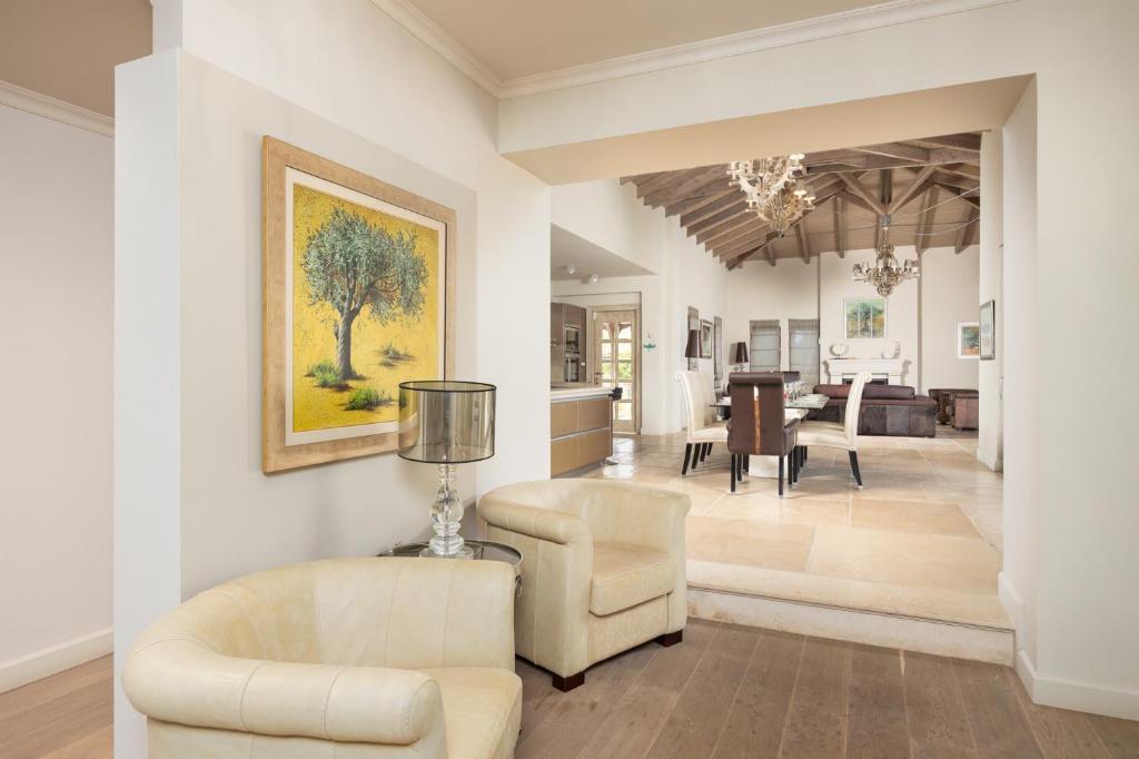 Sitting room of Pomegranate Tree Villa at Katelios, Kefalonia