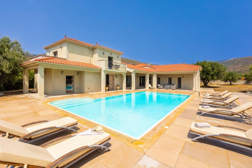 Pool area of Pomegranate Tree Villa at Katelios, Kefalonia